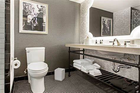 DOUBLE - Hotel Accommodations with party pass